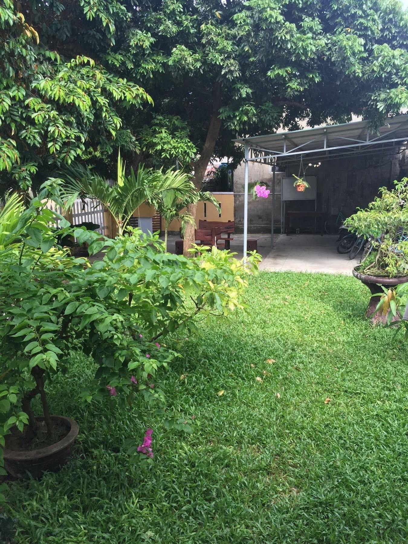 Galaxy Homestay Hoi An Exteriör bild